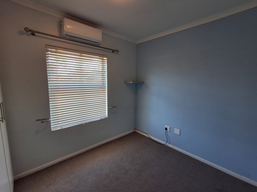 To Let 3 Bedroom Property for Rent in Buh Rein Estate Western Cape